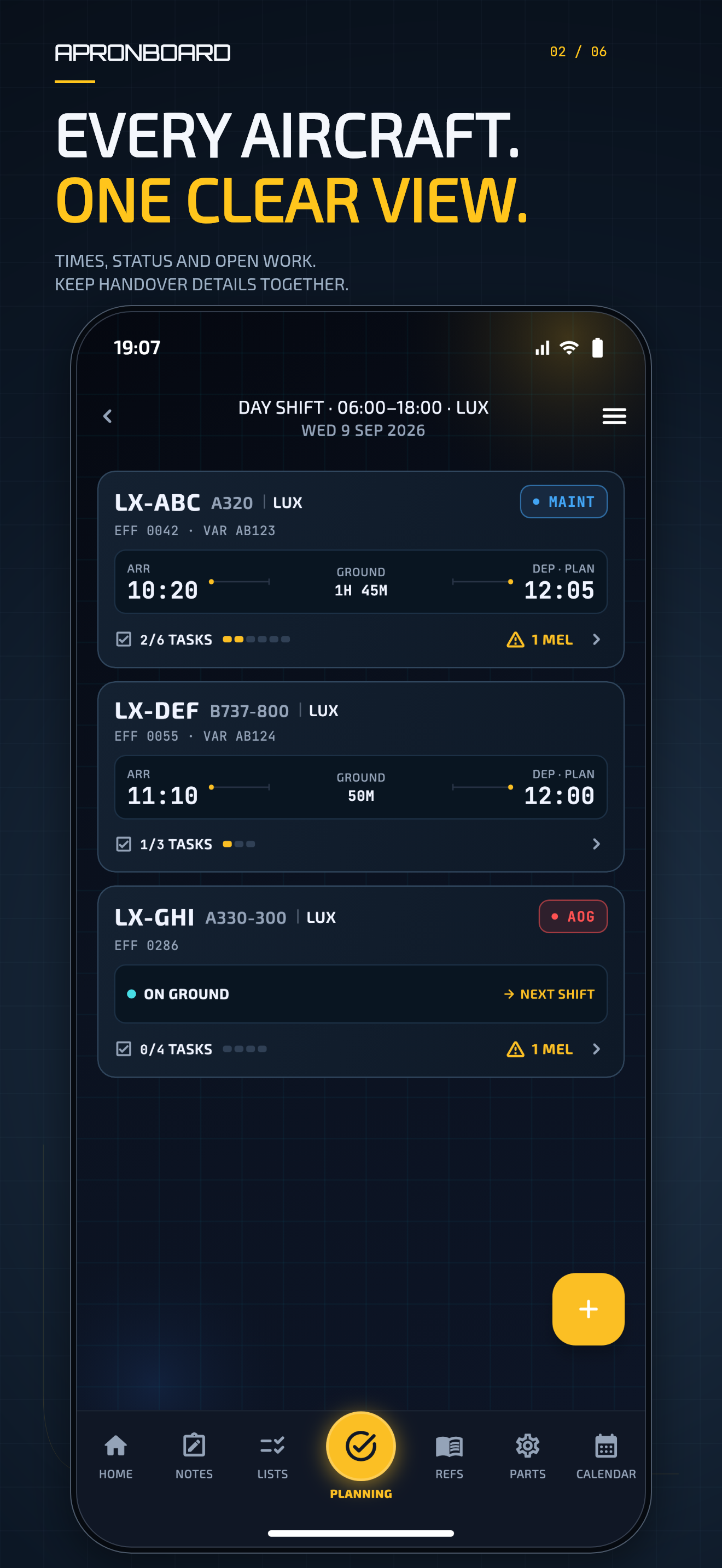 ApronBoard Air Log showing three aircraft with arrival and departure times, status and open tasks.